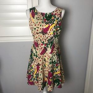 Size M bright floral dress